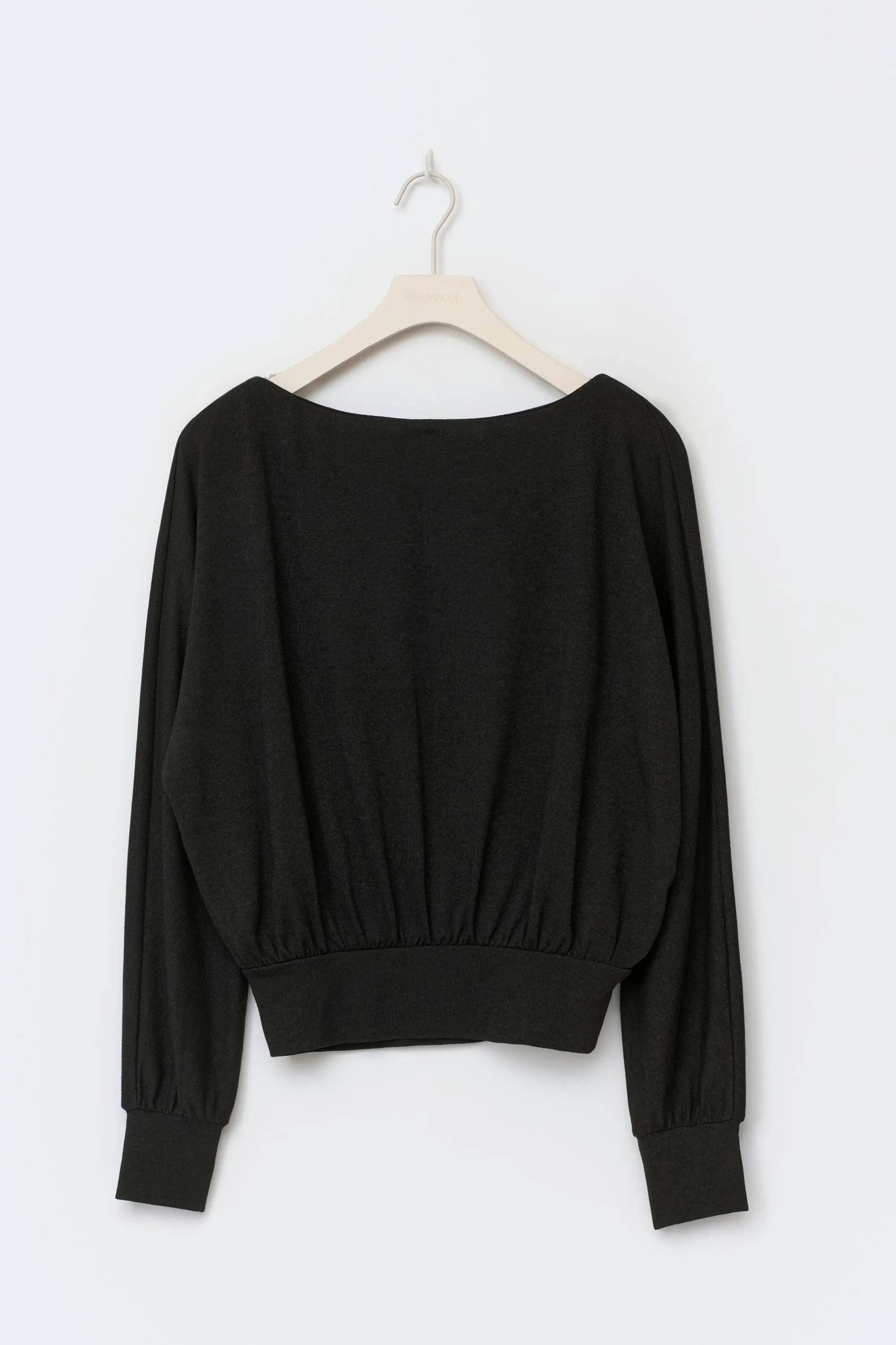 Boatneck top