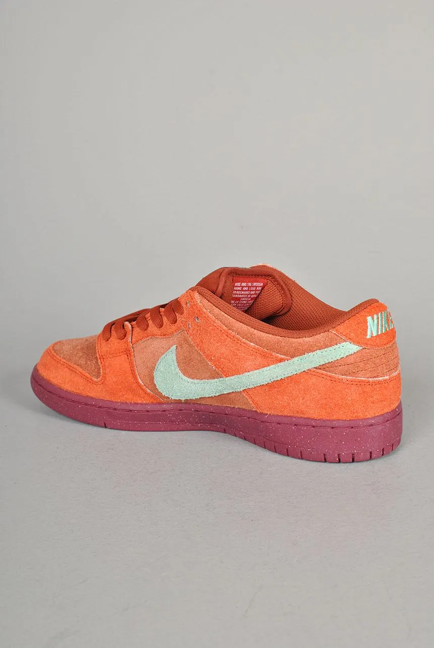 Nike SB Dunk Low Pro Premium