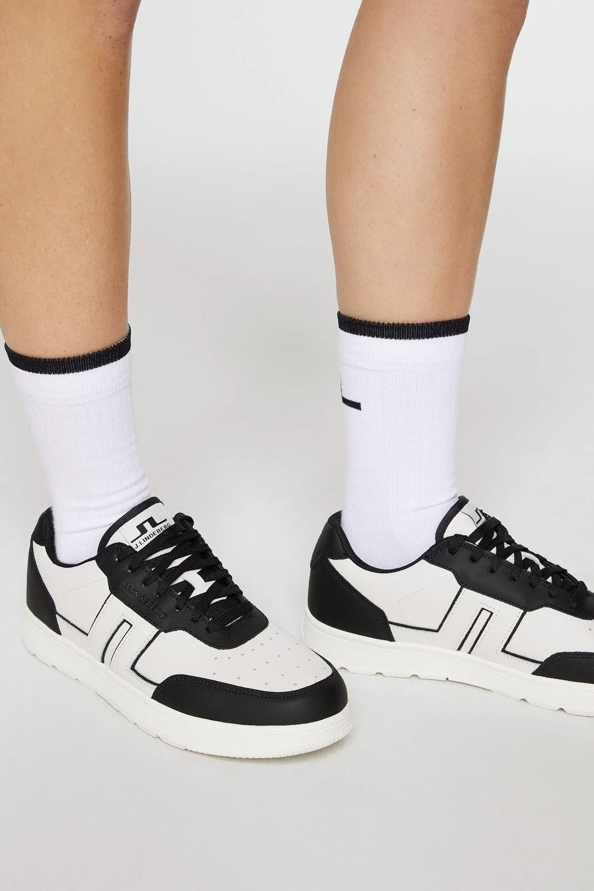 Ace Low-Top Golf Sneaker W