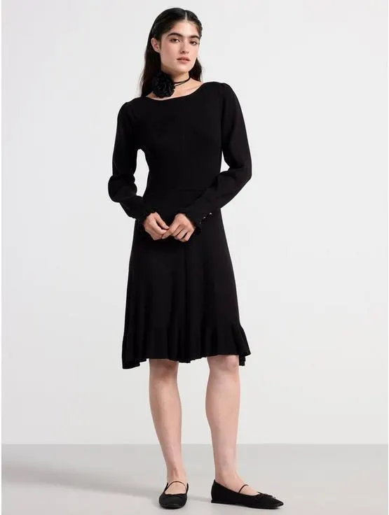 Langermet strikkekjole