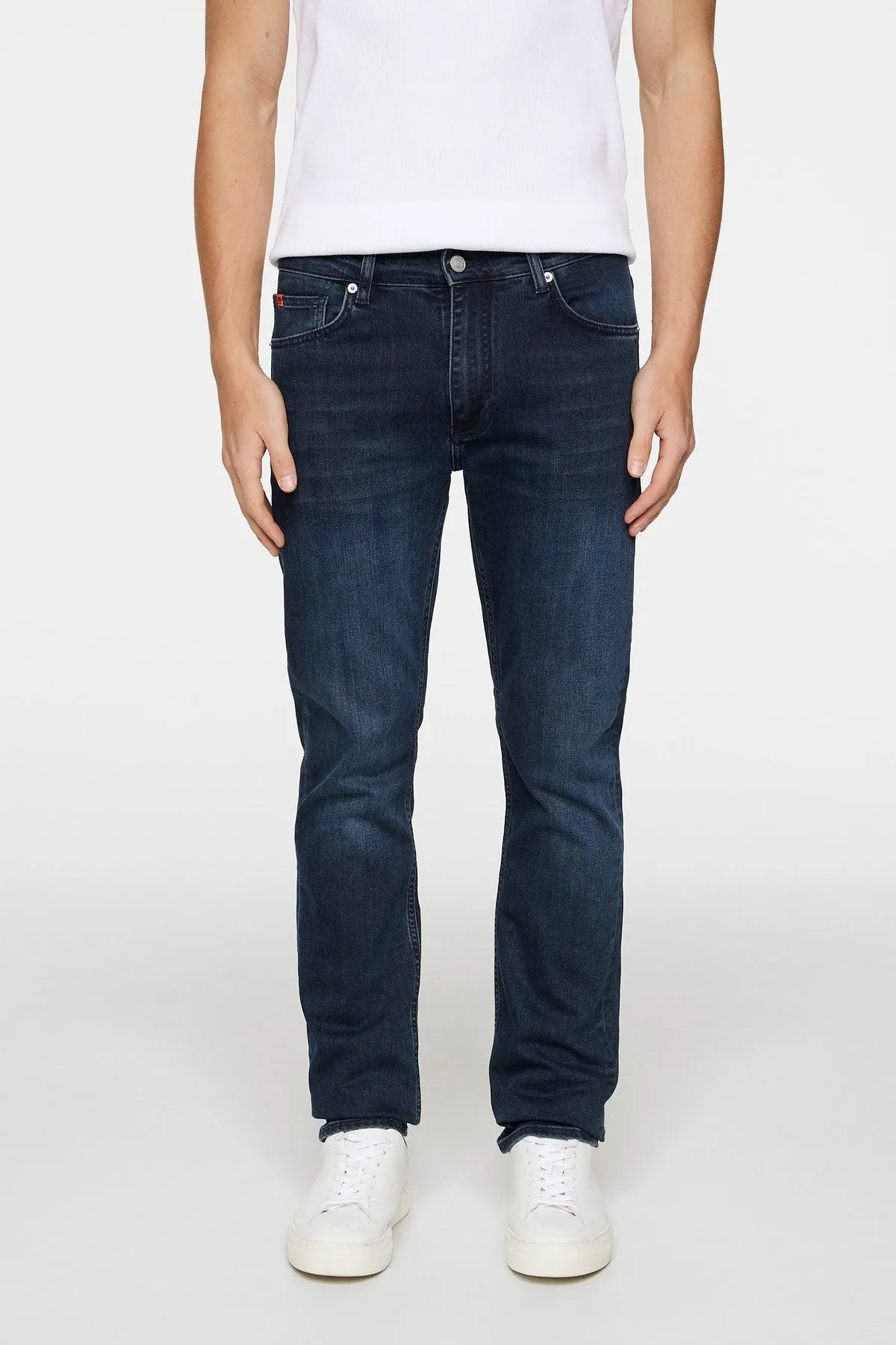 Jax BlueBlack Slim Jeans