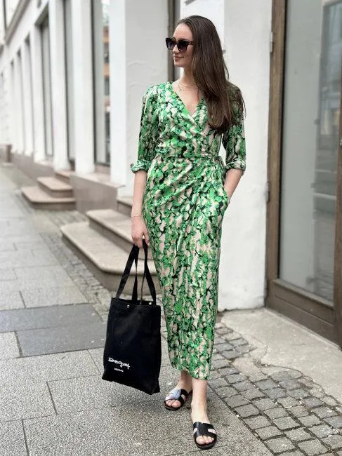 Mary Shine Dress Fern green