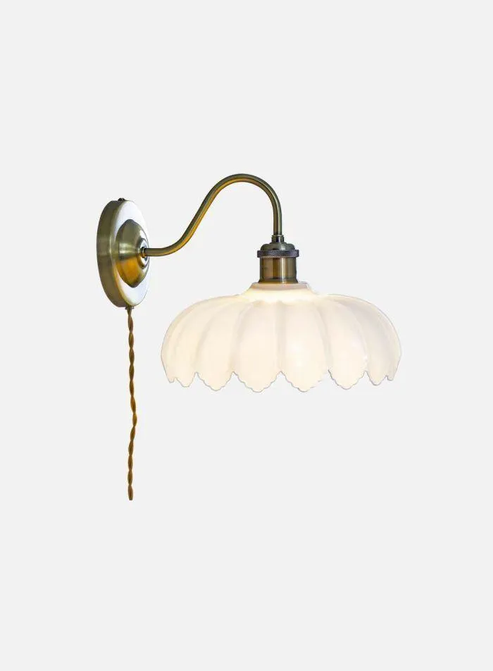 Sofia vegglampe - antikk/hvit