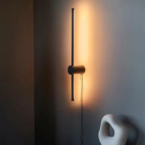 Pole LED vegglampe Sort