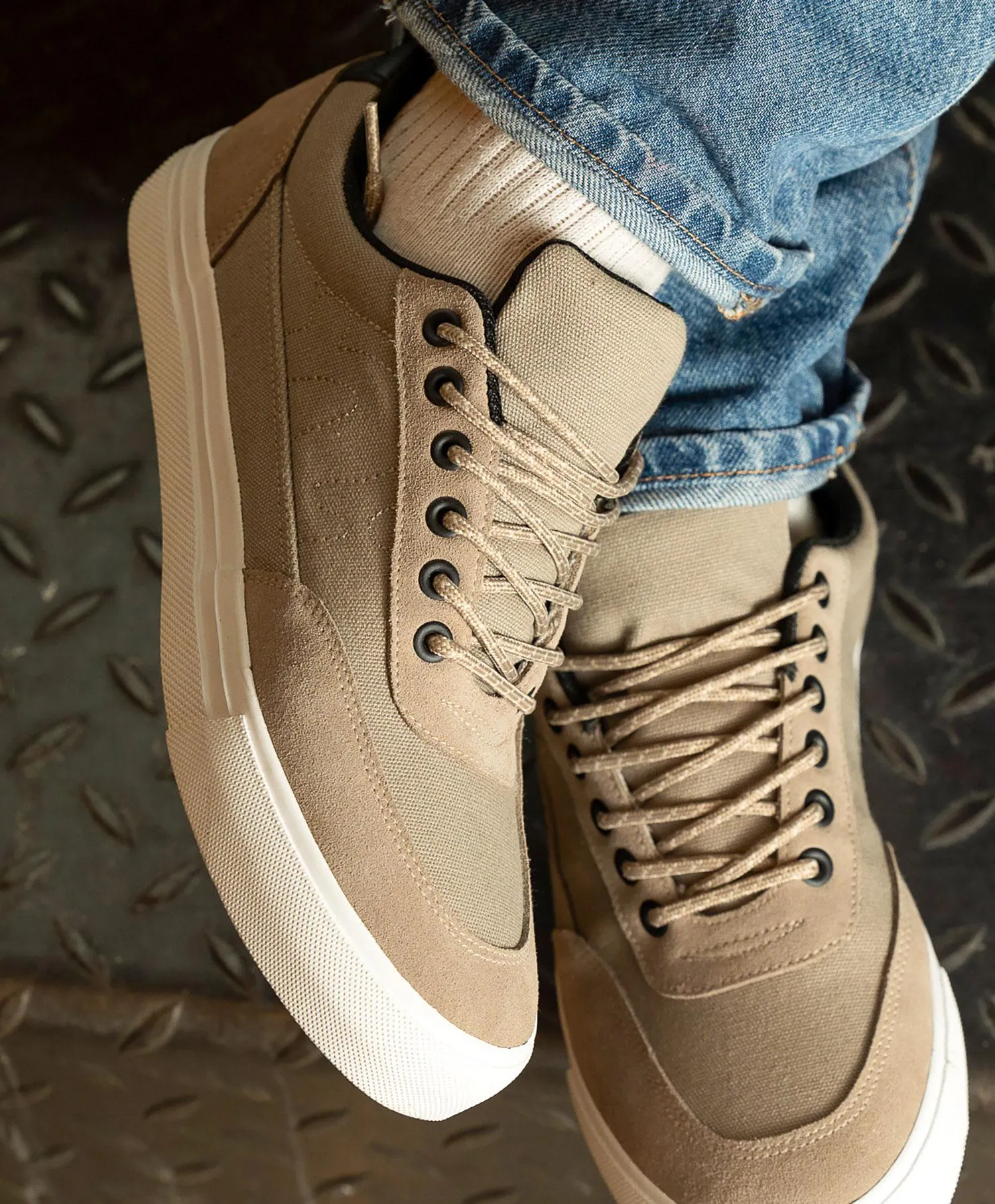 Noodles Rigger Herre