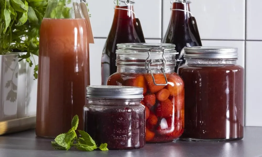 Bokser og glasskrukker