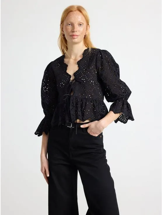 Broderie anglais bluse
