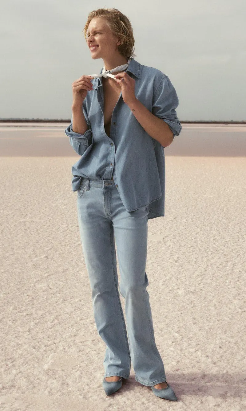 Low flare jeans