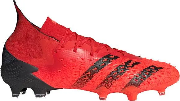 adidas · Predator Freak.1 FG fotballsko gress