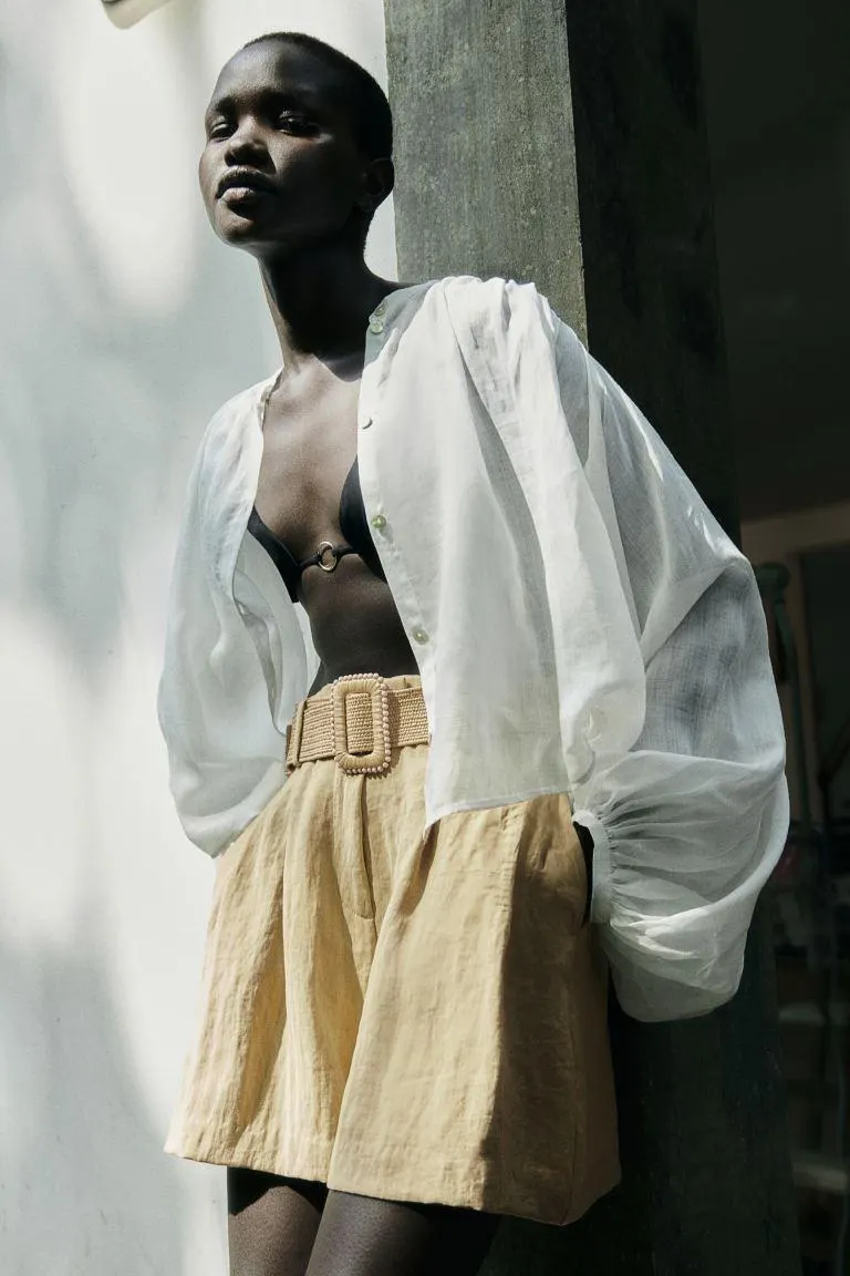 Belted twill shorts