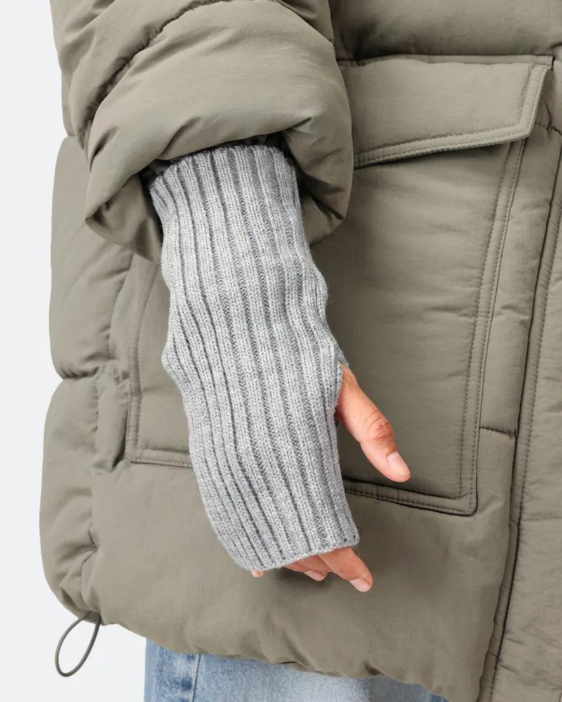 Ribbstrikkede pulsvarmere