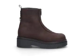 Trendy boots
