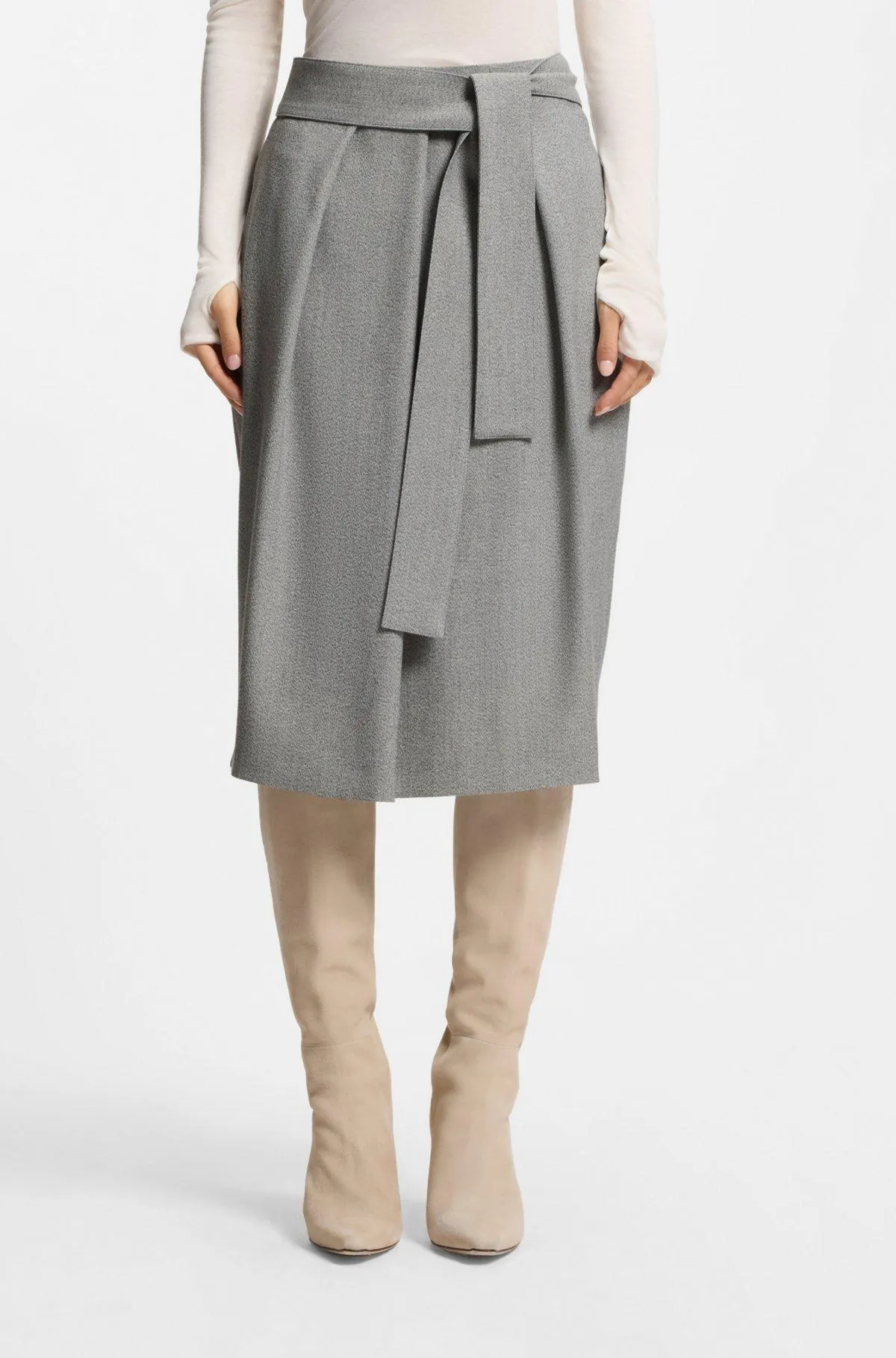 Pleat-front skirt with belt