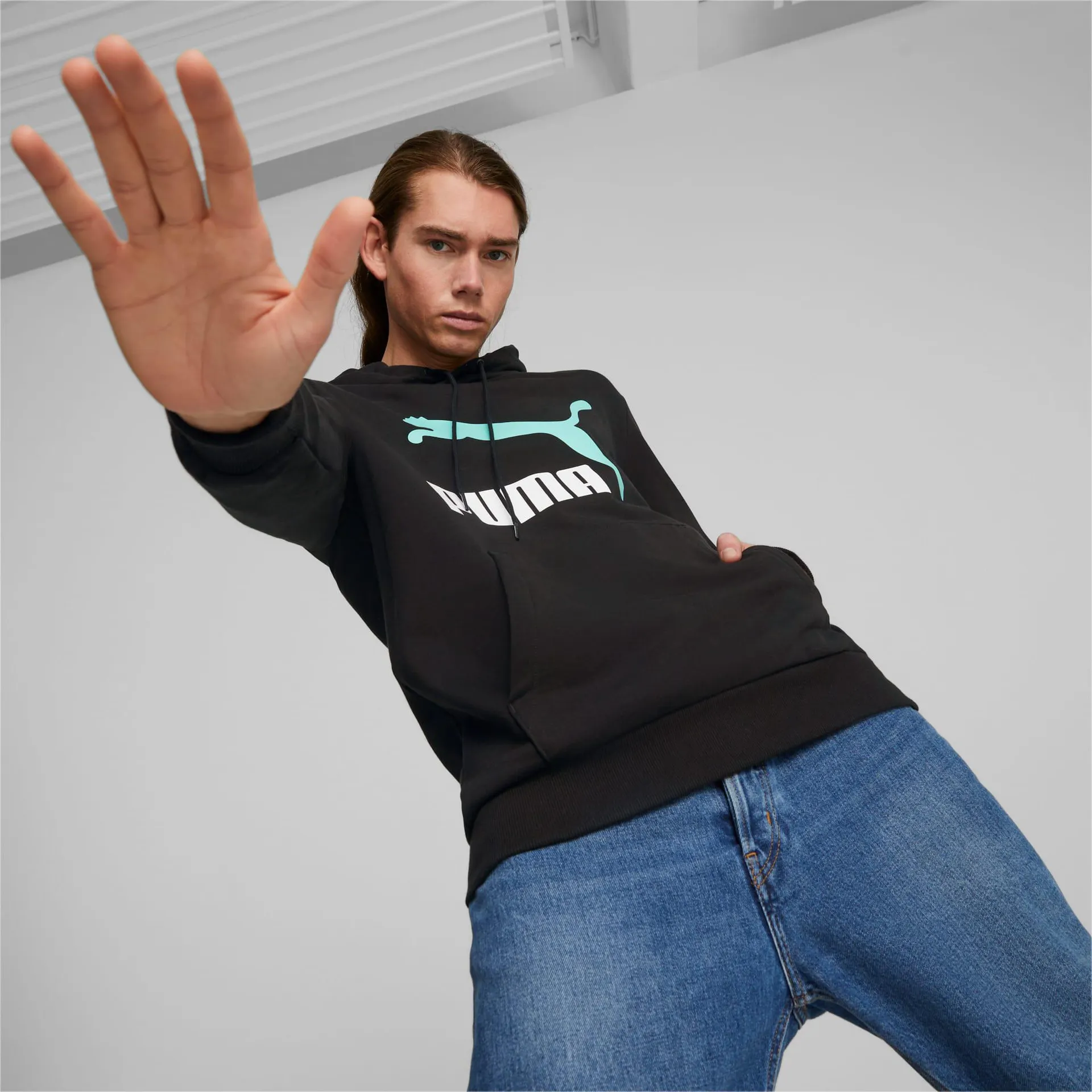 Classics Logo Hoodie Men