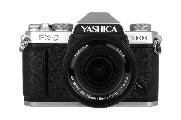Yashica FX-D 100