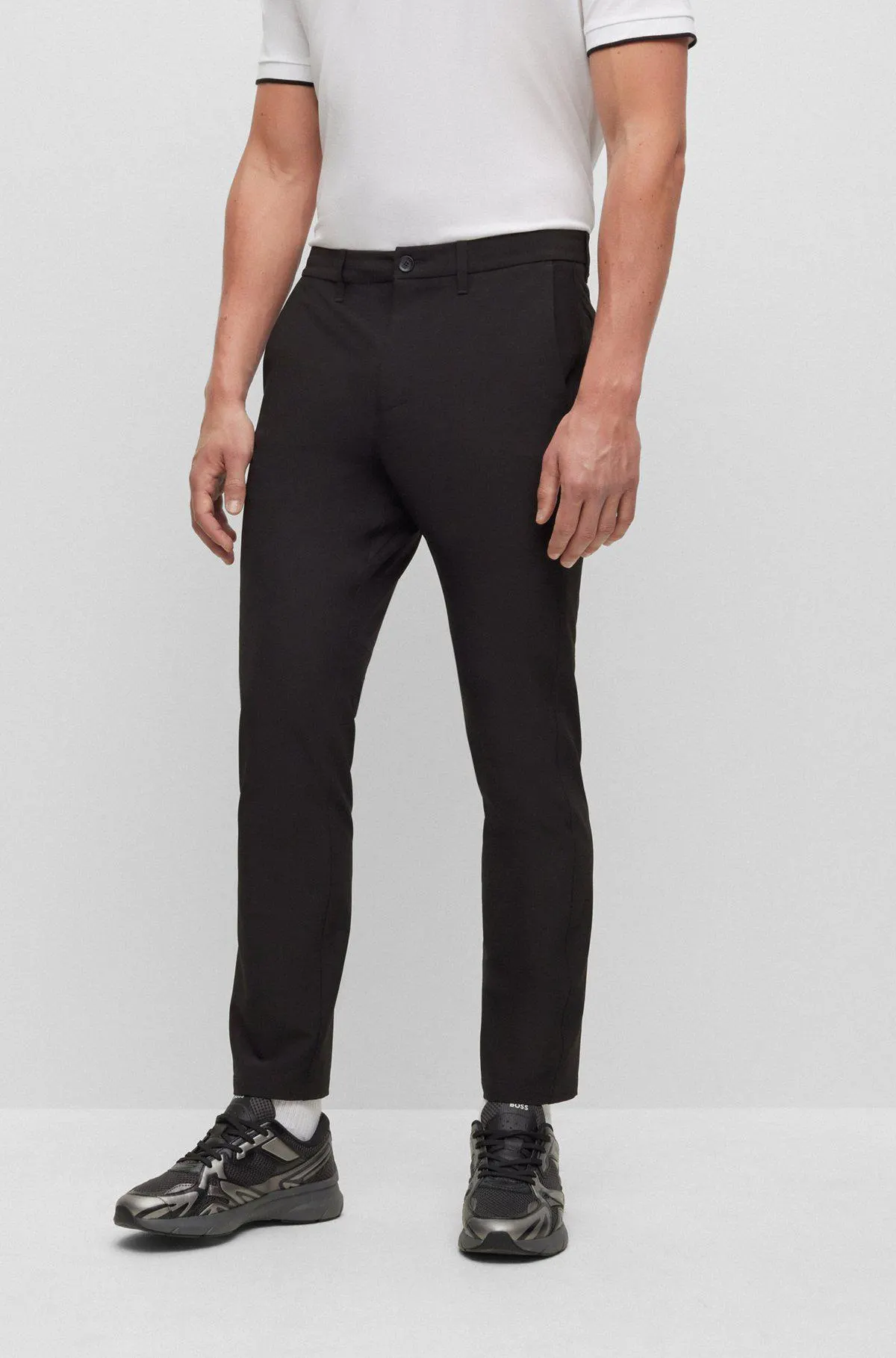 Regular-fit trousers in water-repellent stretch fabric