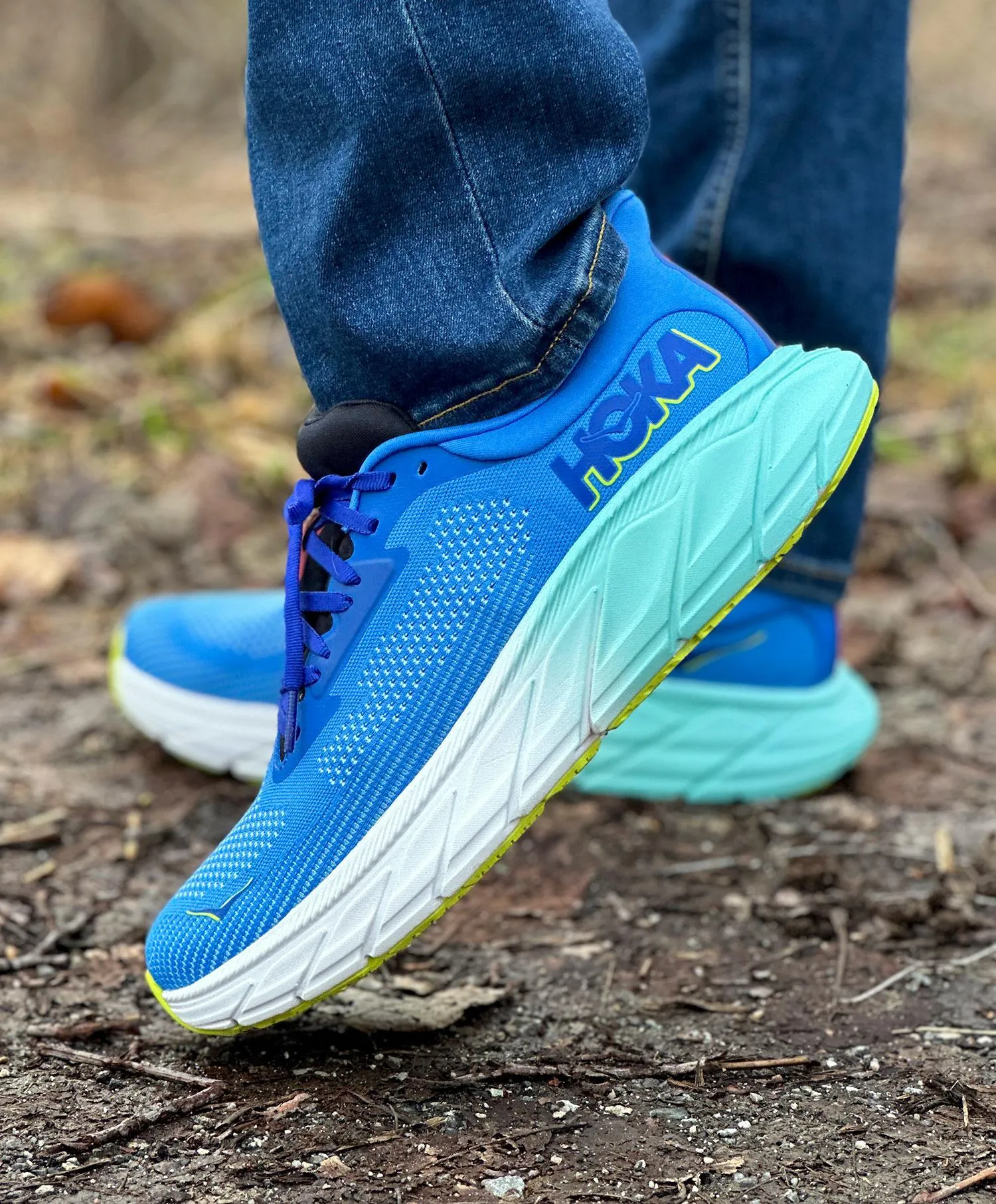Hoka Men Arahi 7