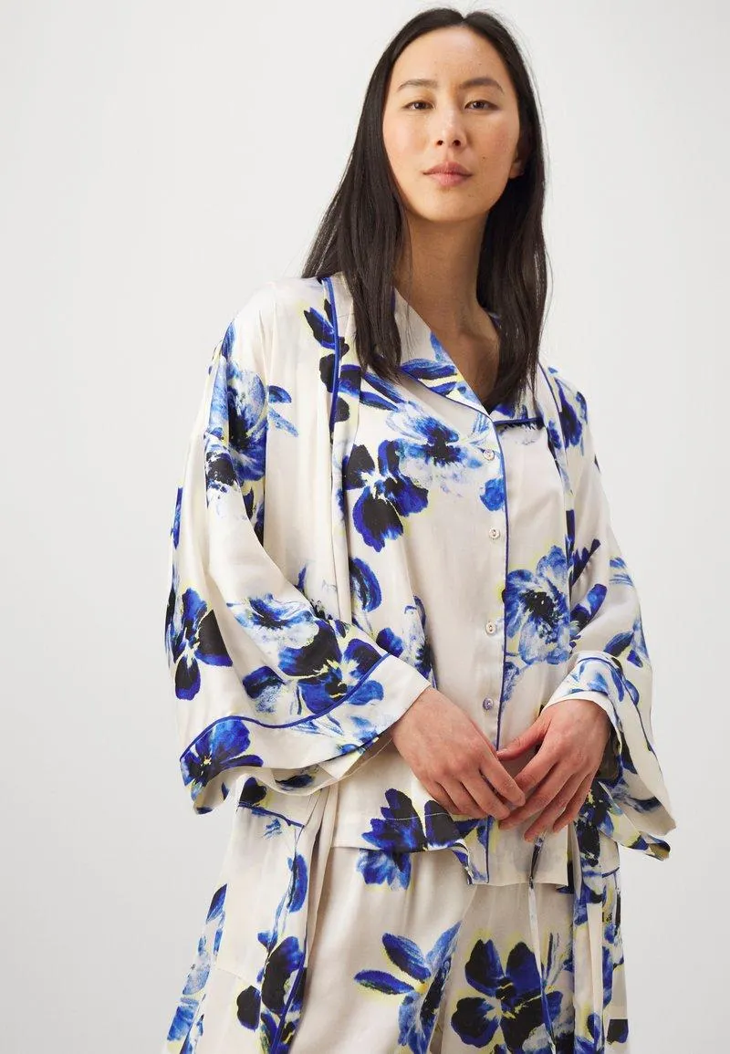 ROSIE REVER - Pyjamas