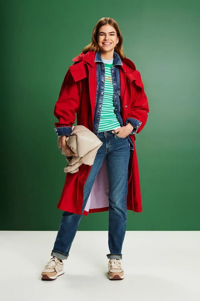 Straight Mid-Rise Jeans