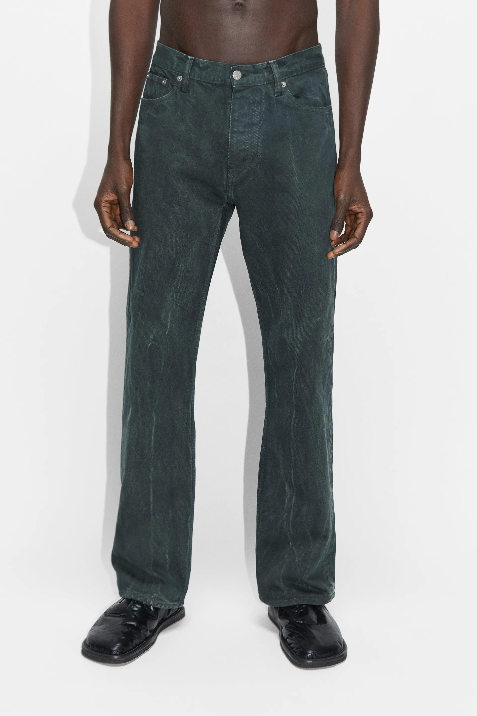 Relaxed Bootcut Jeans