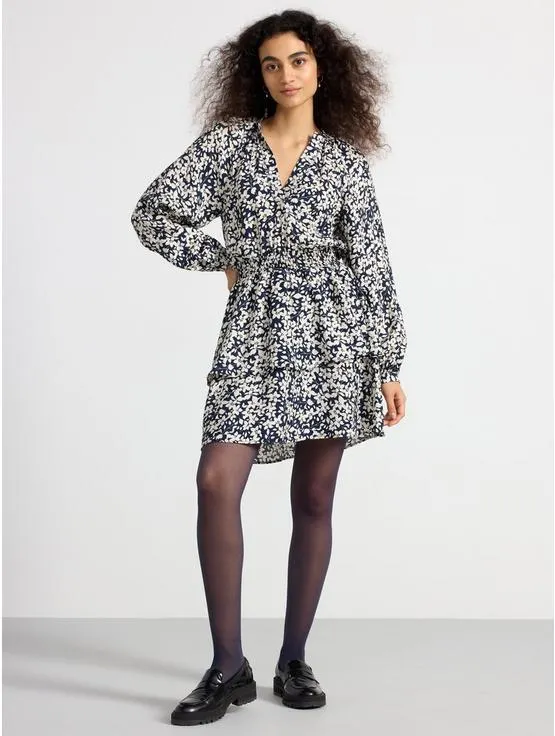 Minikjole med blomster