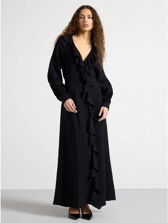 Maxikjole med volanger