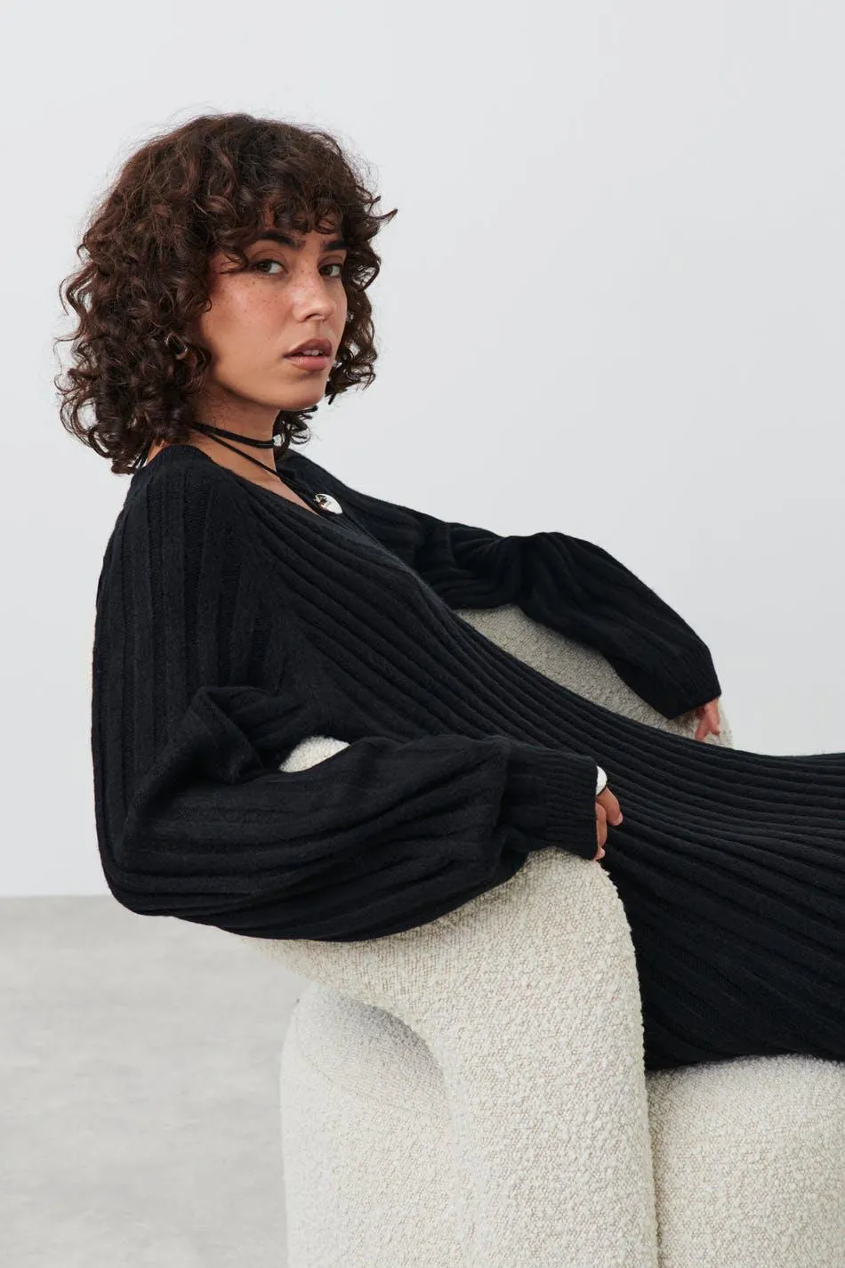 V-neck knitted dress