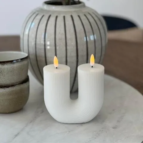 Skulpturell LED vokslys Hvit