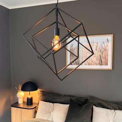 Illusion Cube taklampe Sort