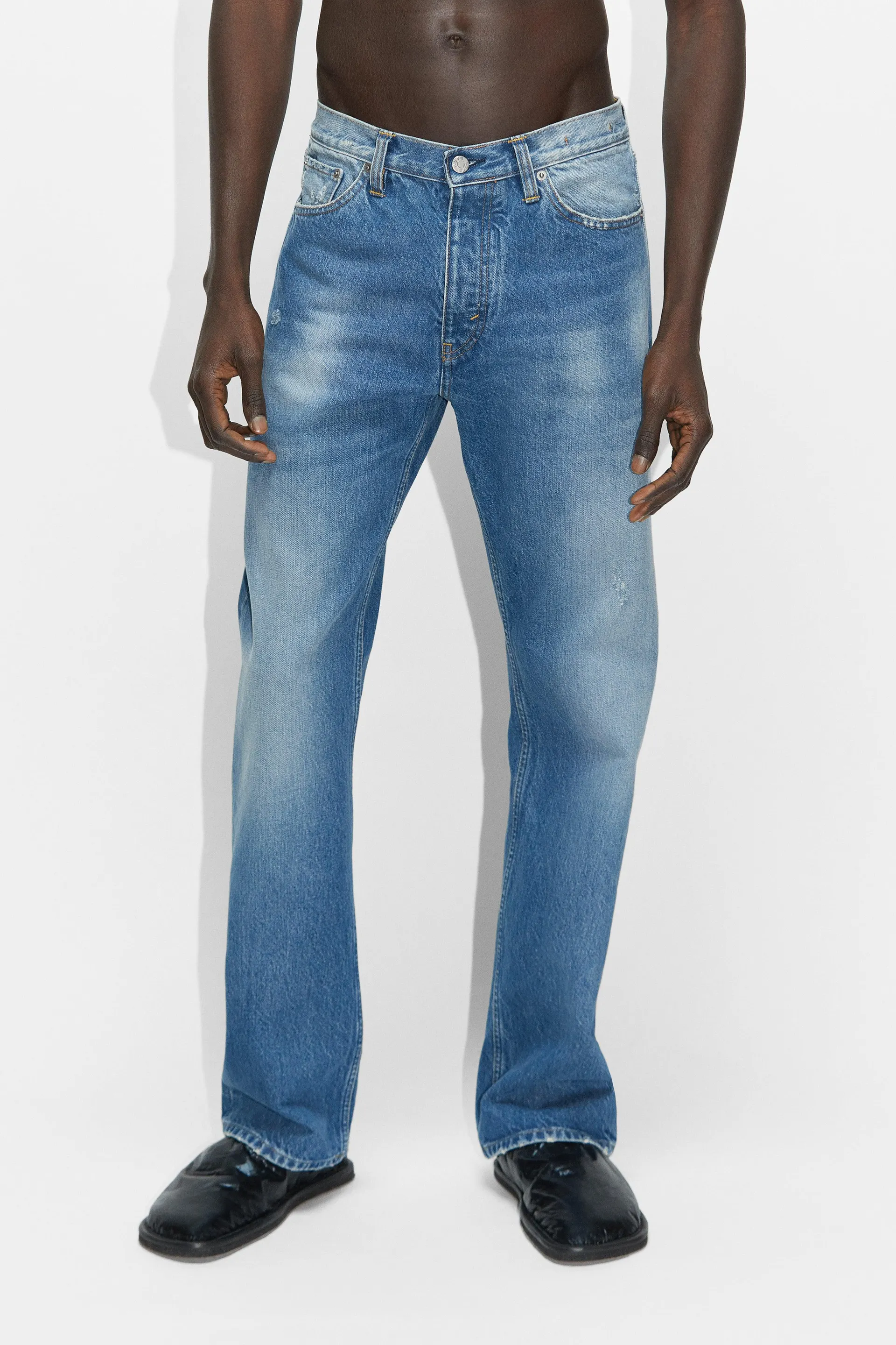 Relaxed Bootcut Jeans