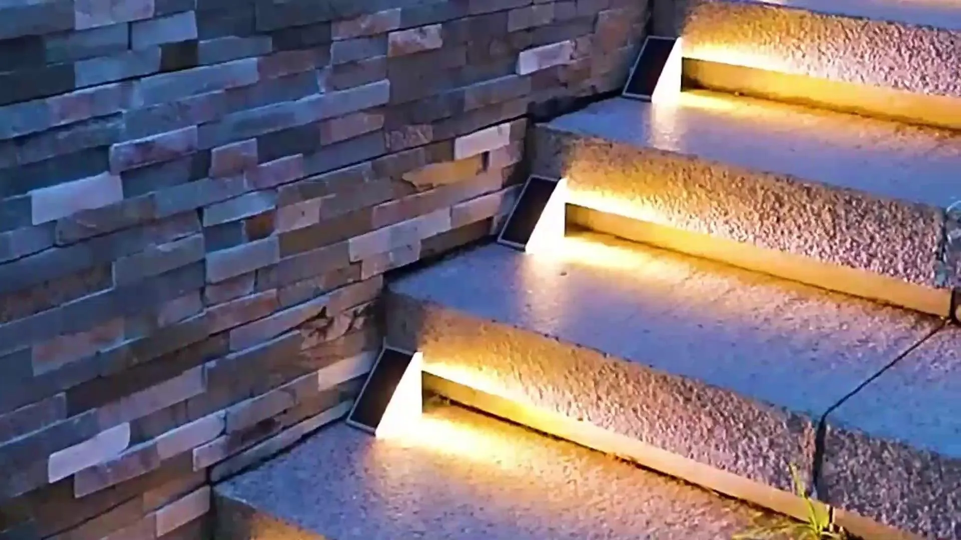 2 uds luz de paso solar luces de escalera al aire libre diseño de lente led súper brillante ip67 impermeable antirrobo luz de escalera decoración iluminación para cubierta de jardín lámpara de jardín