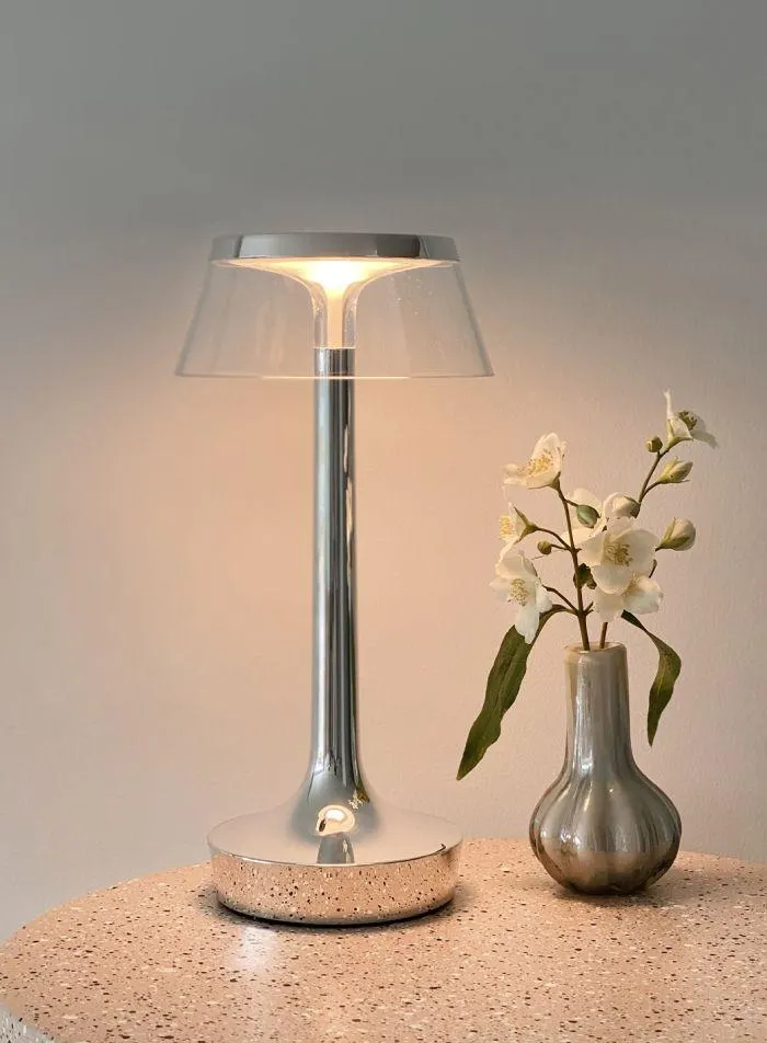 Bon Jour Unplugged oppladbar bordlampe - krom