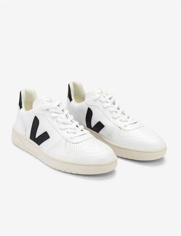 V-10 CWL Sneakers White Black