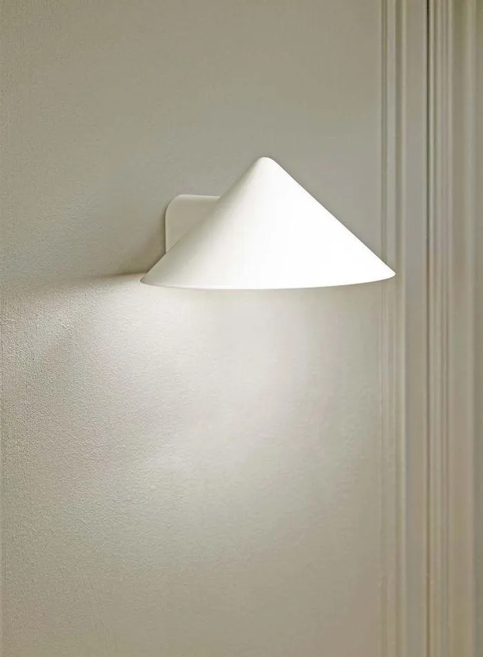 Grasp oppladbar vegglampe - matt hvit