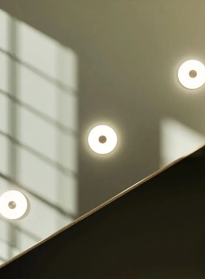 Glint vegglampe Ø36 - opal