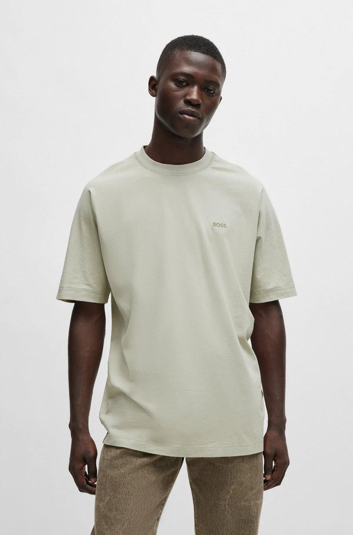 Relaxed-fit T-shirt in pure cotton with embroidered logo