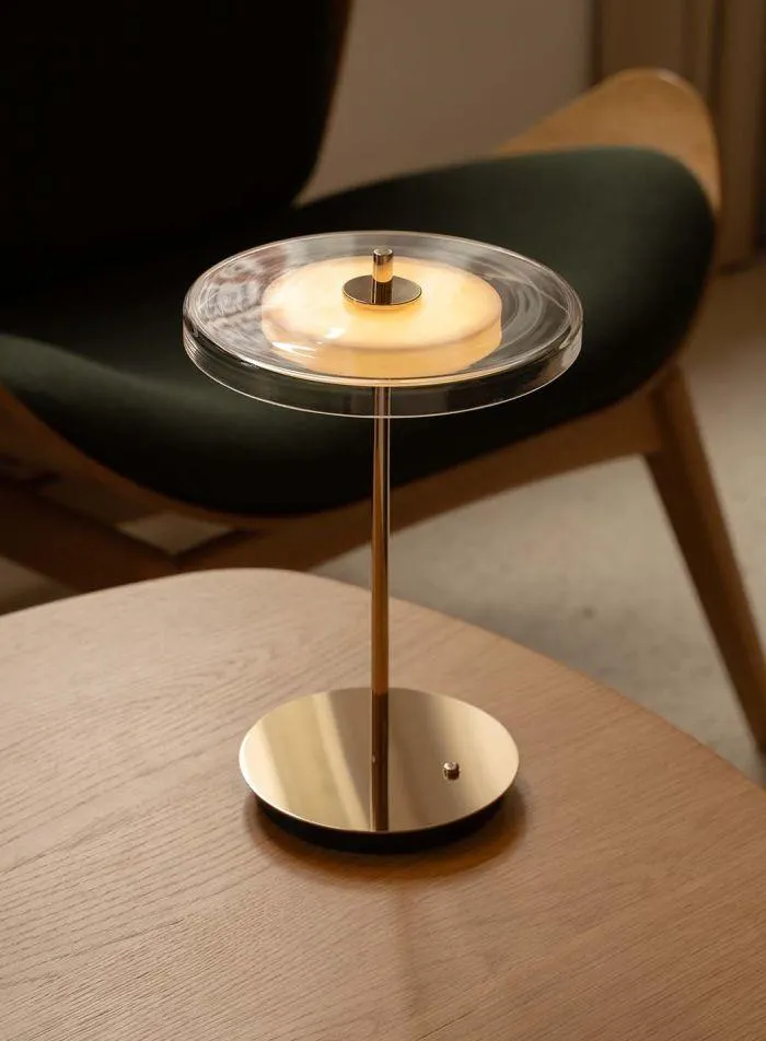 Asteria Move oppladbar bordlampe glass - messing