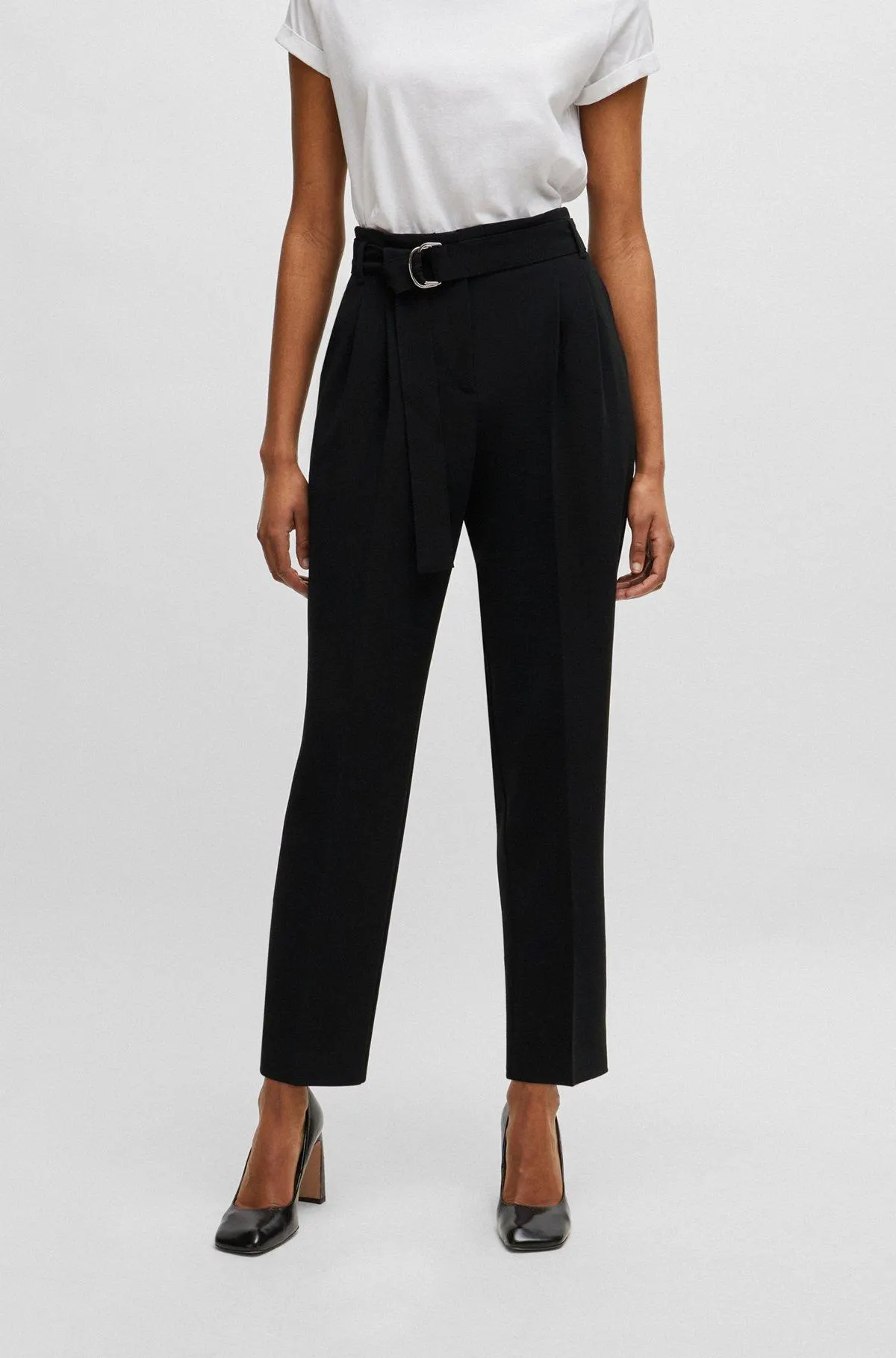Regular-fit cropped trousers in crease-resistant crepe
