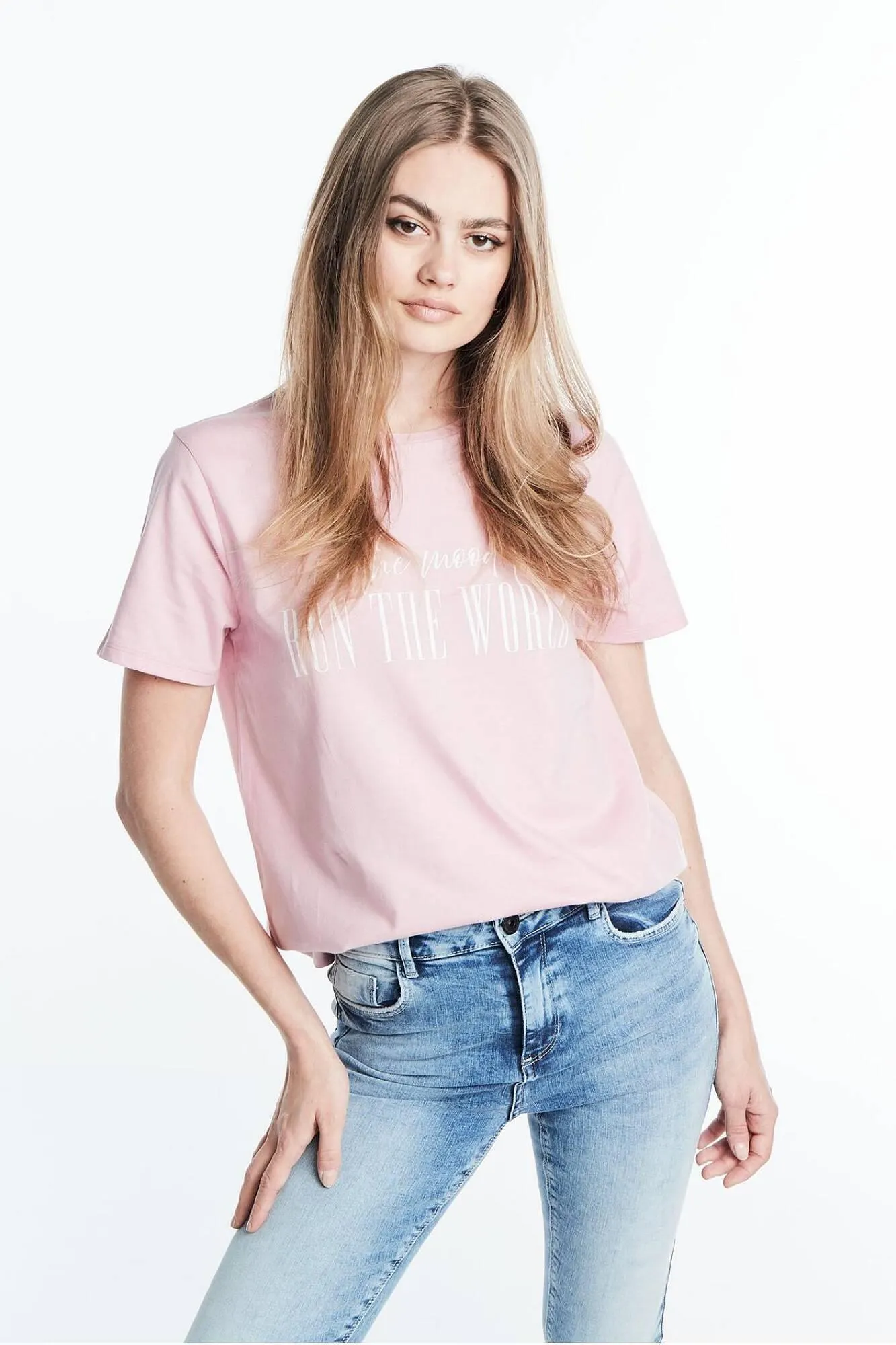 New Yorker Kundeavis fra 14. juli til 30. august 2023 - kundeavisside 10