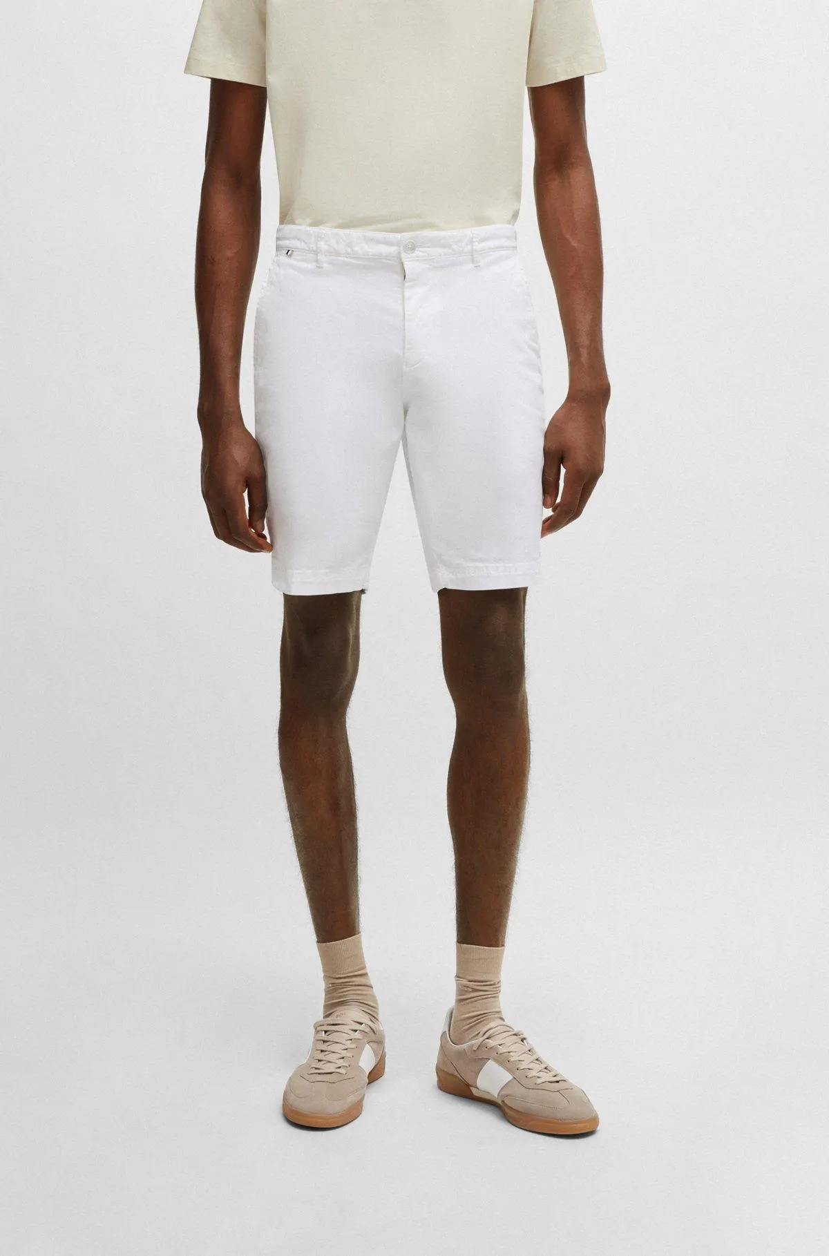 Slim-fit shorts in stretch-cotton twill