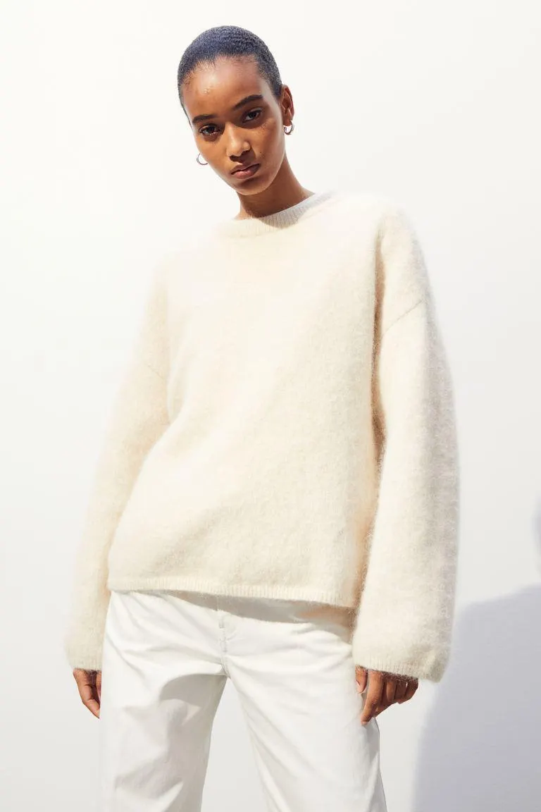 Oversized fluffy jumper