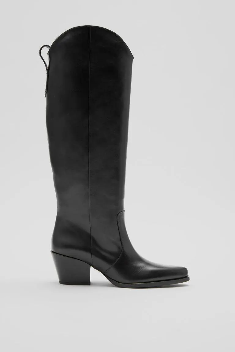 Knestøvletter i lær