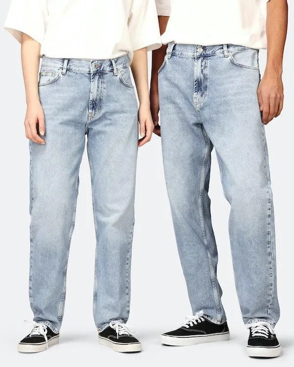 Tapered jeans
