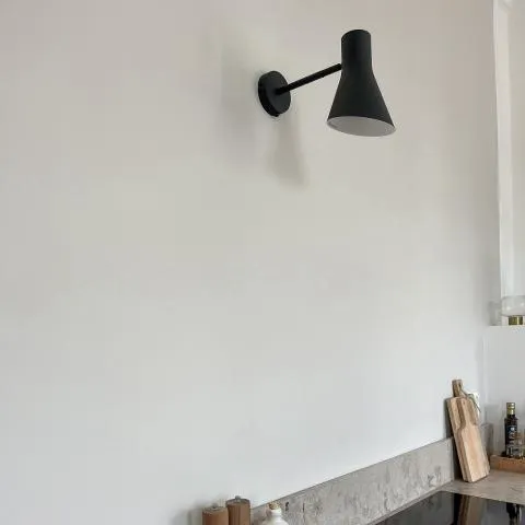 Odense vegglampe Sort