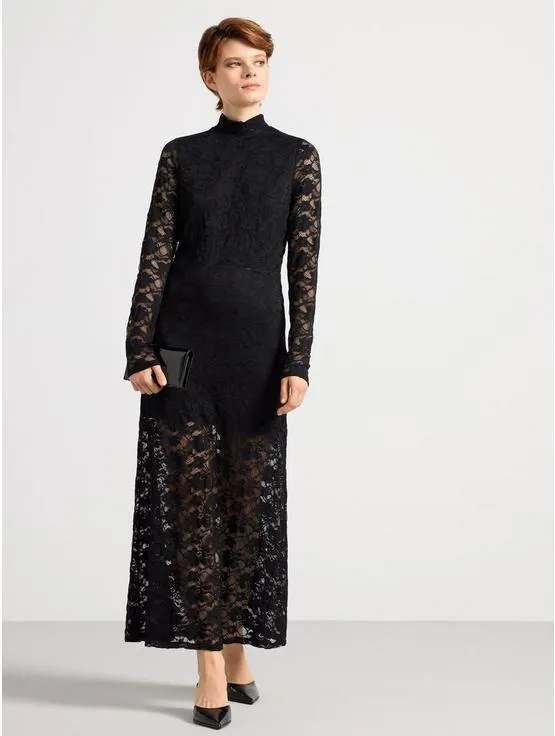 Maxikjole med blonder