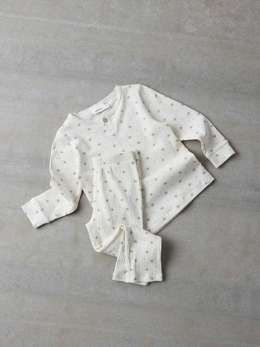 PRINTET PYSJAMASSETT