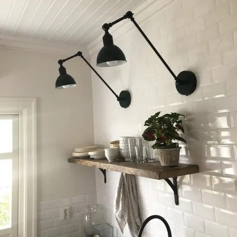 Kalle vegglampe Nova Life Sort