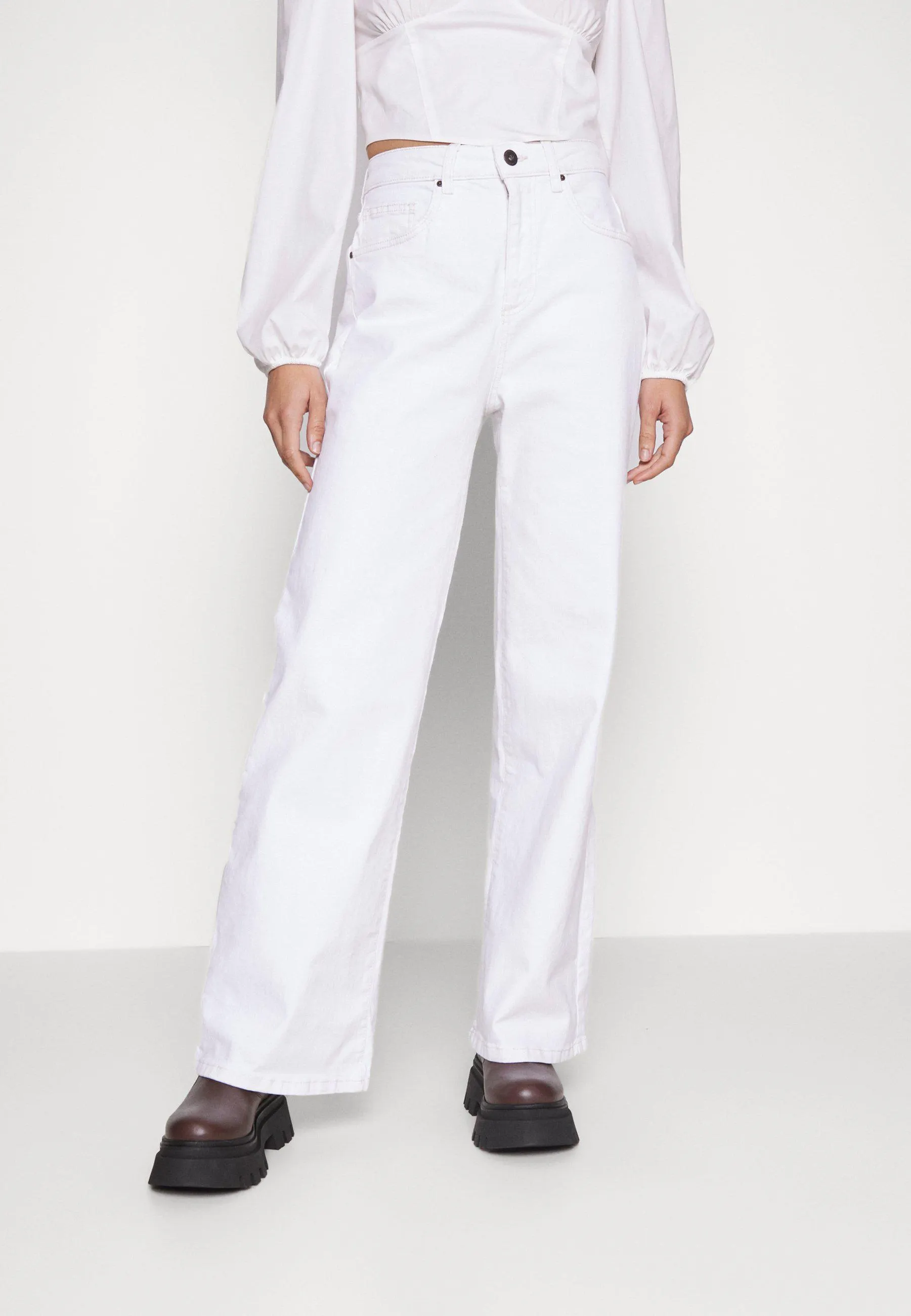 WIDE LEG - Jeans straight leg