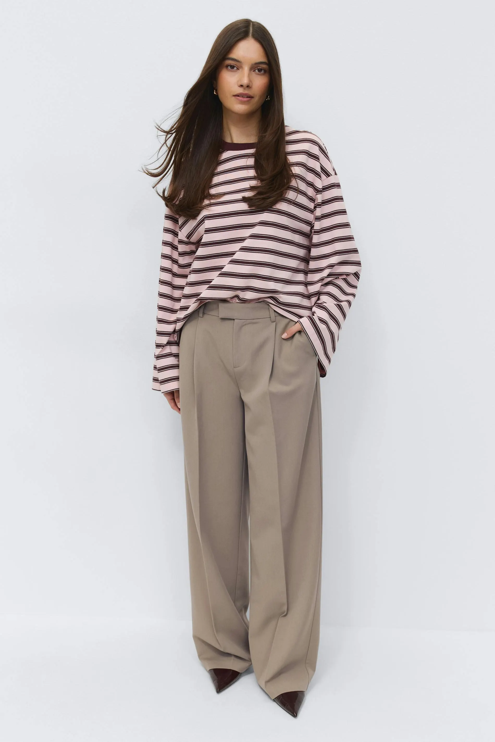 Mid wide pleated trousers