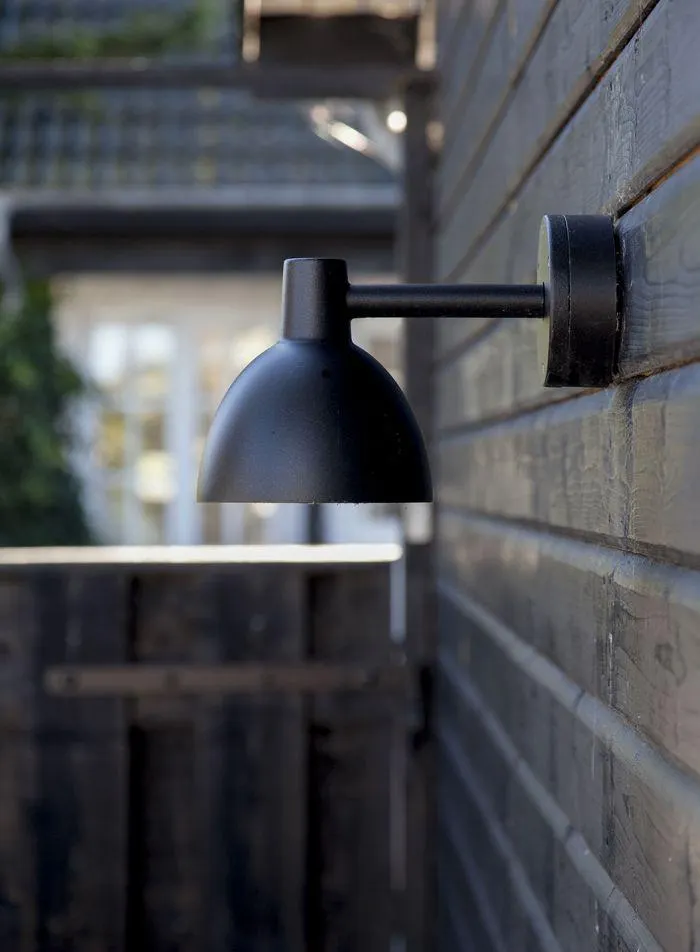 Toldbod 155 utelampe vegg - sort